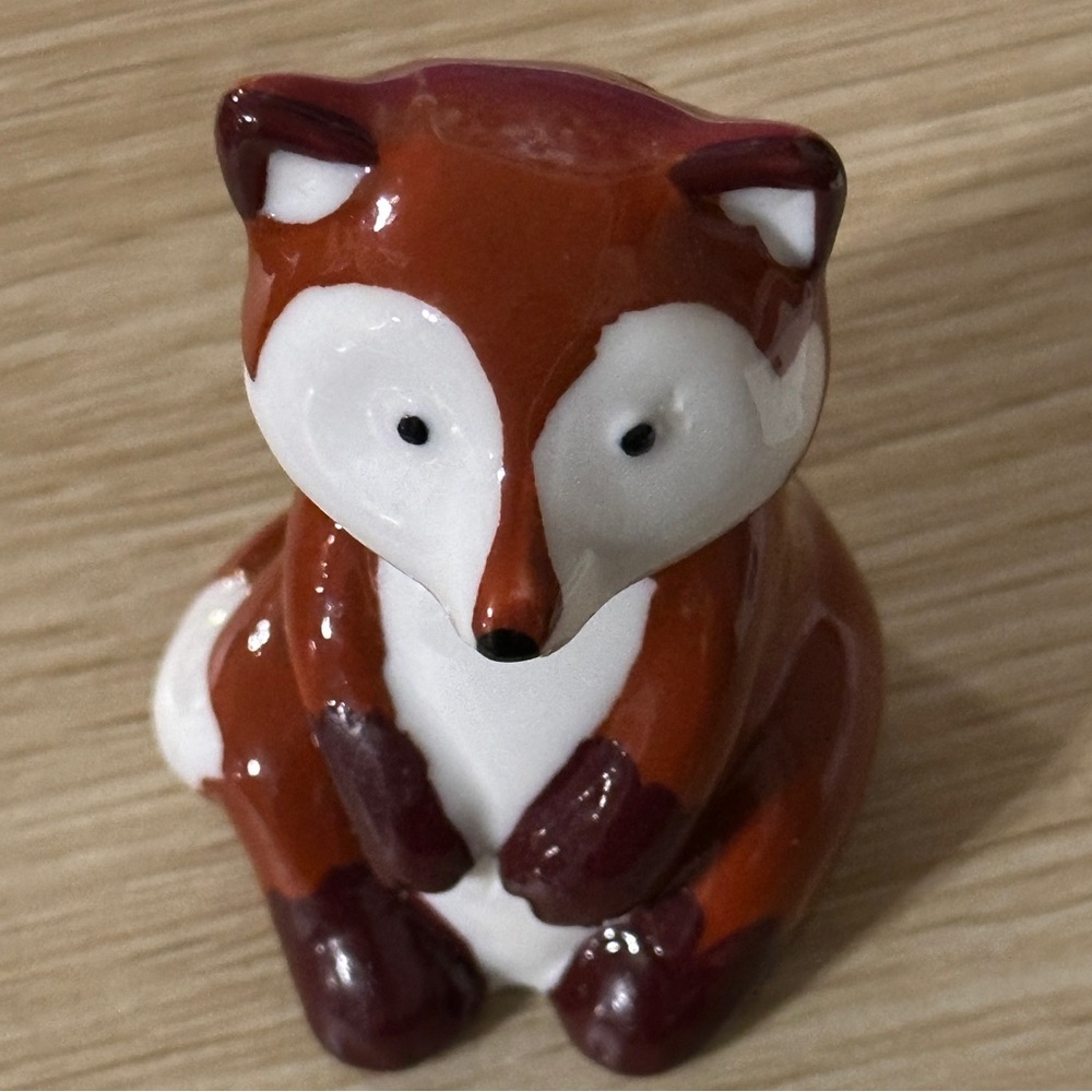 Ceramic fox shaker - salt / pepper - one fox :)
